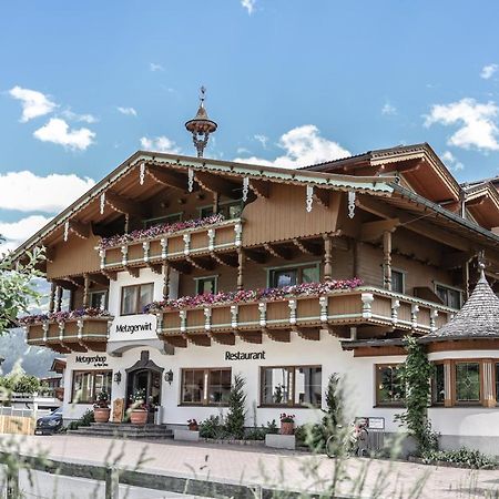 Metzgerwirt Hotell Hippach Exteriör bild