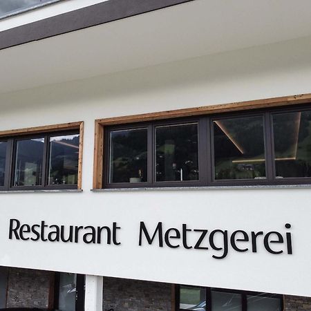 Metzgerwirt Hotell Hippach Exteriör bild