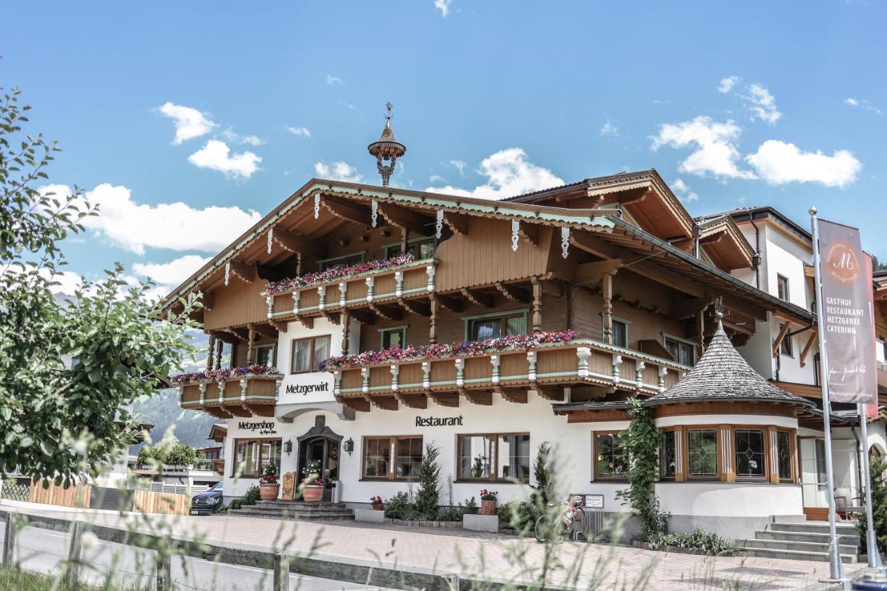 Metzgerwirt Hotell Hippach Exteriör bild