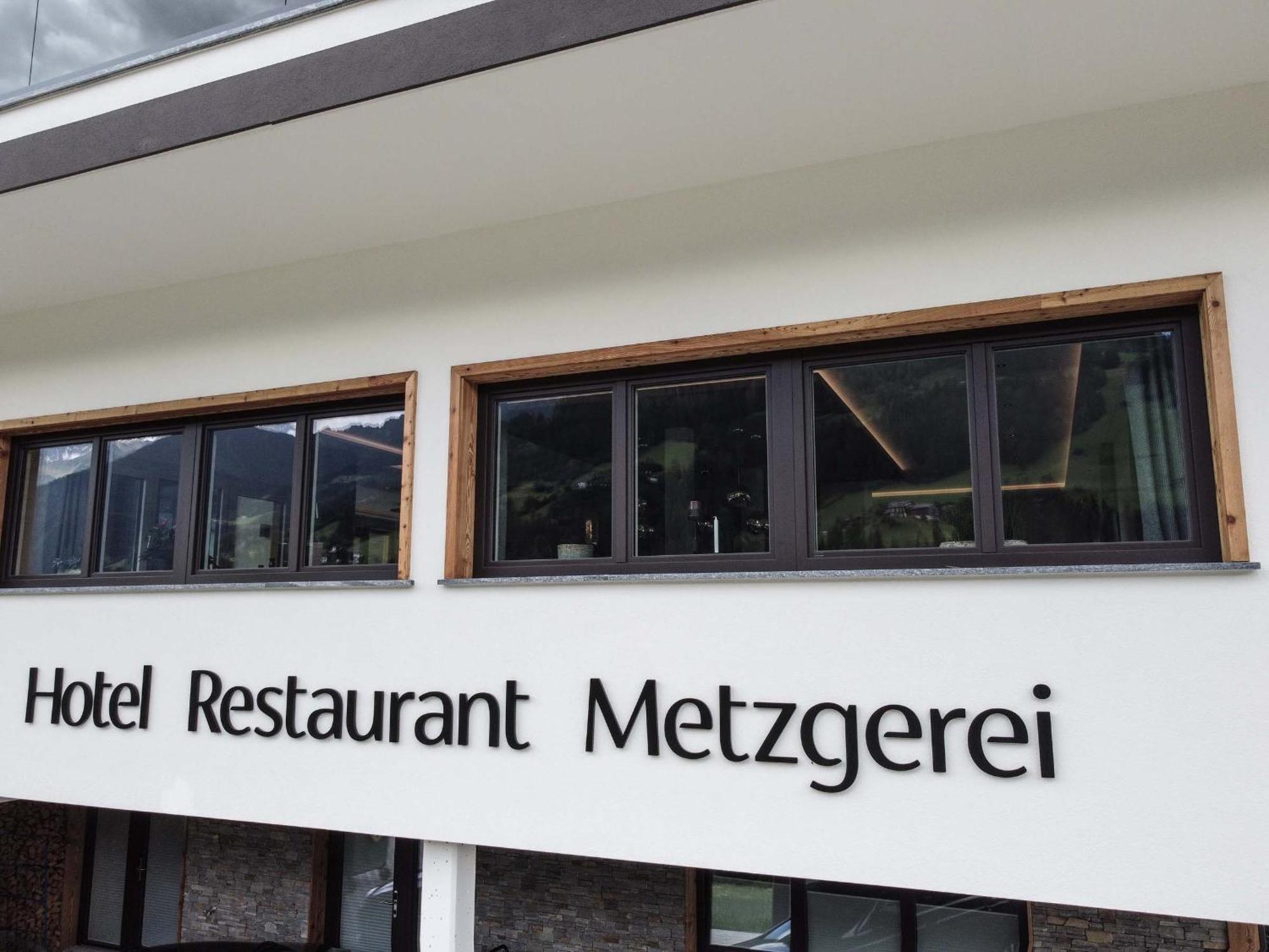 Metzgerwirt Hotell Hippach Exteriör bild