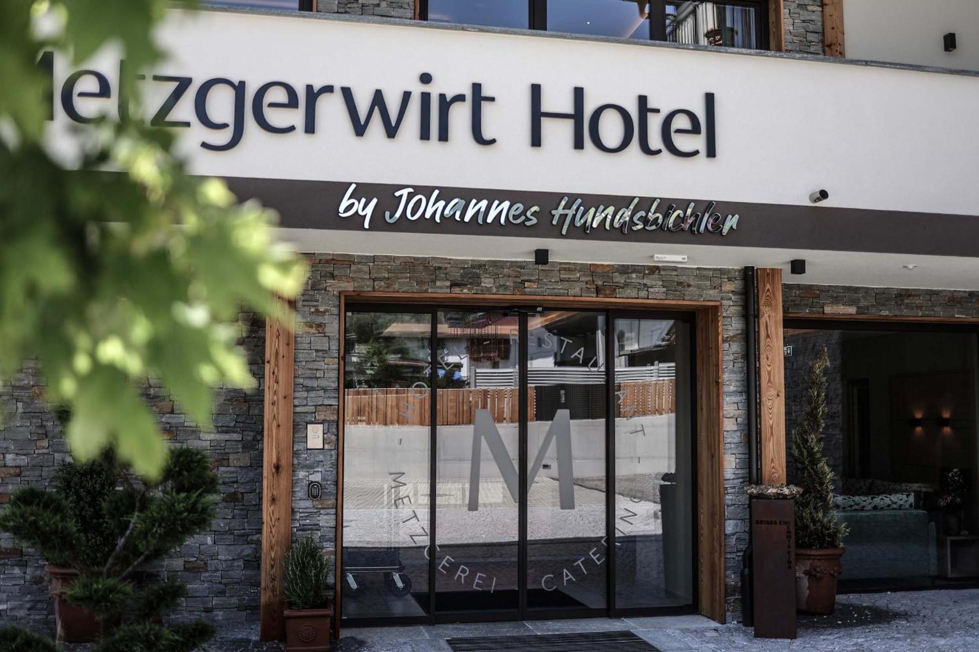 Metzgerwirt Hotell Hippach Exteriör bild