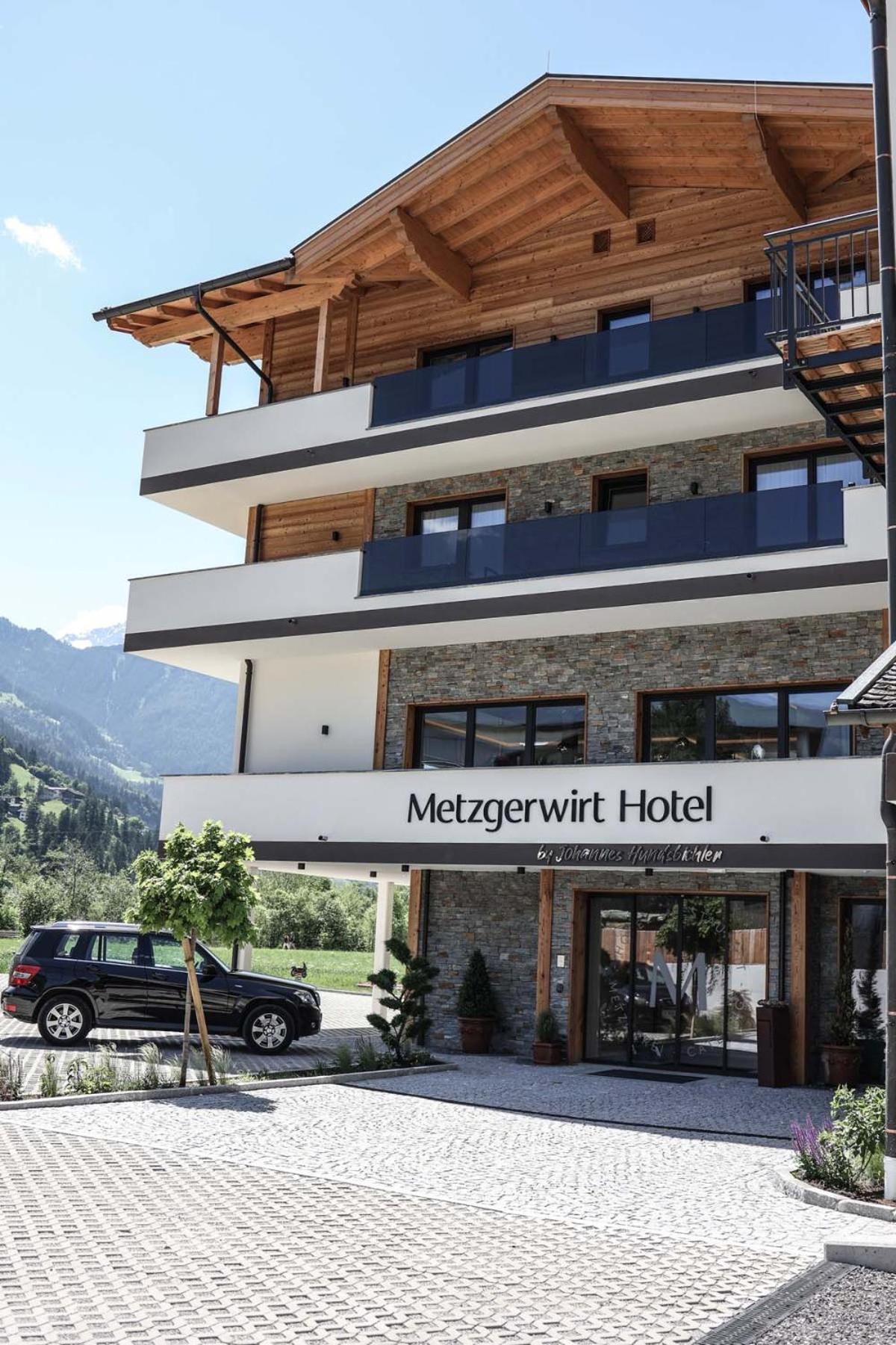 Metzgerwirt Hotell Hippach Exteriör bild